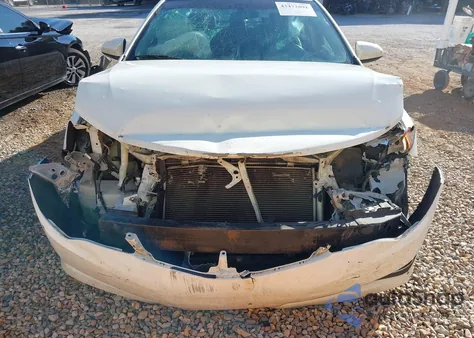 2014 Toyota Camry Se Sport z USA, uszkodzony, nr VIN 4T1BF1FK3EU414990